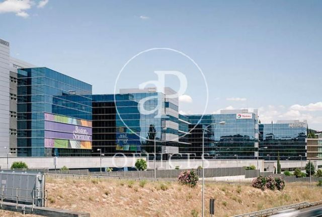 Immeuble de bureaux exclusif à louer