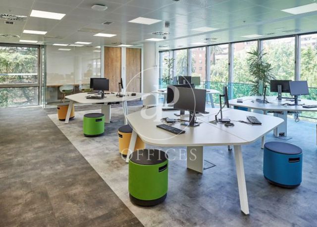 Immeuble de bureaux exclusif à louer