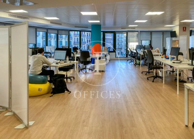 Immeuble de bureaux exclusif à louer