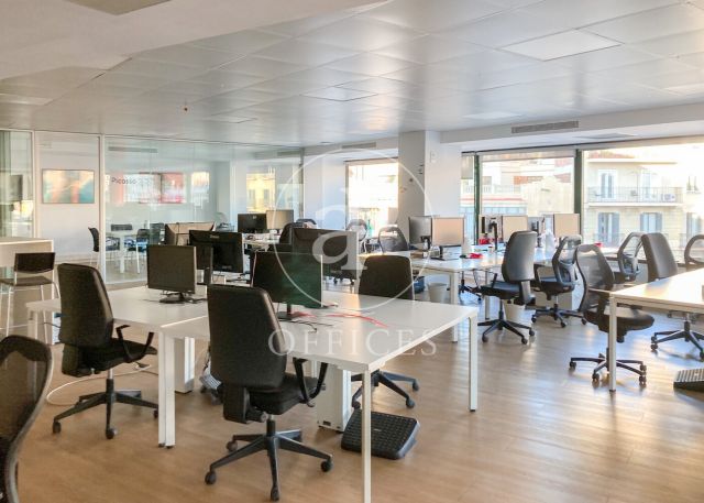 Edifici exclusivament d’oficines en lloguer