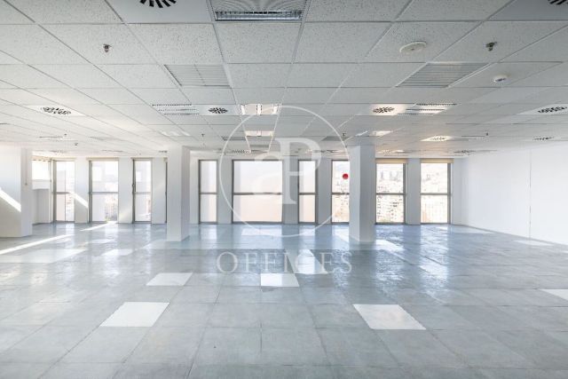 Edifici exclusivament d’oficines en lloguer