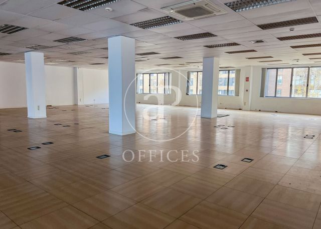 Immeuble de bureaux exclusif à louer