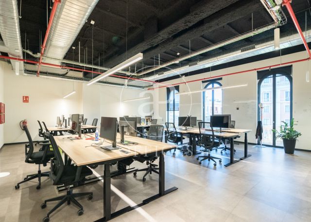 Edificio exclusivo de oficinas en alquiler