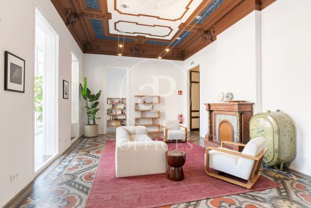 Edificio exclusivo de oficinas en alquiler