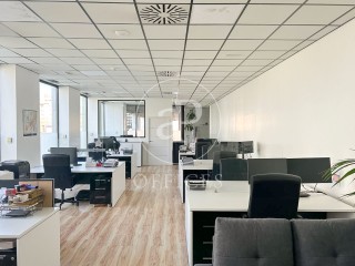 Oficina en venda